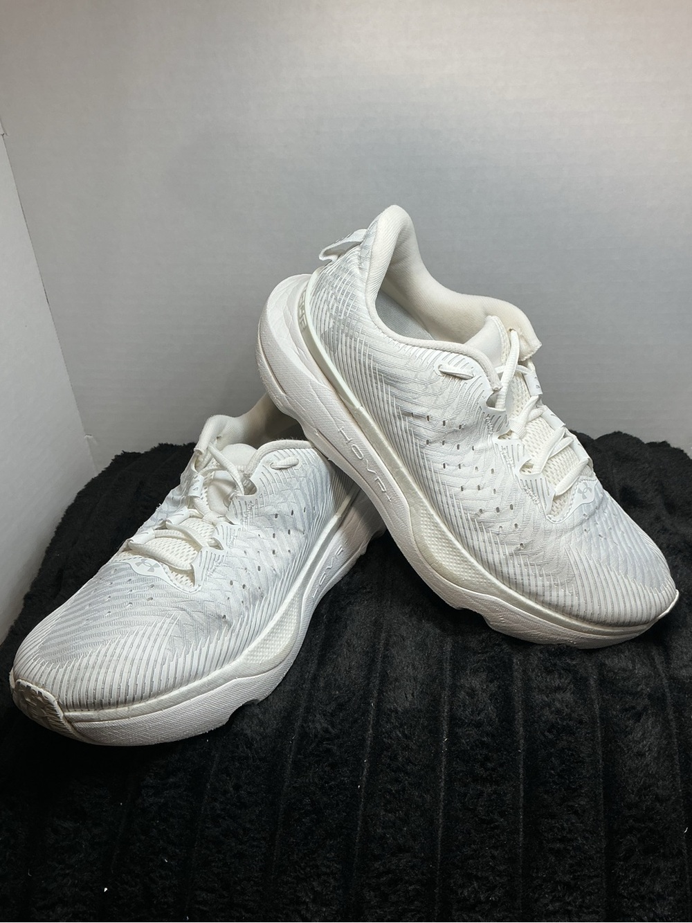 Under Armour Infinite Pro Women’s Running Shoes Size 8.5 White Grey 3027200-100